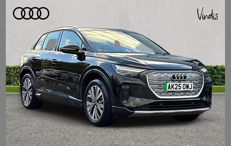 Black Used 2025 Audi Q4 e-tron Sport SUV | £34,495 (Super price) - Image 1/4