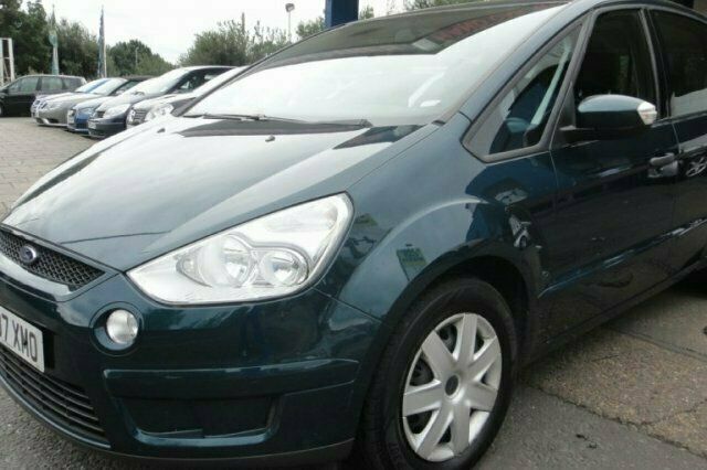 Begagnad Ford S-MAX S 2007 Minibuss