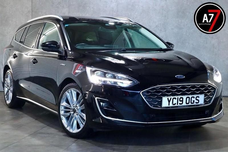 Black Used 2019 Ford Focus Vignale Estate | £12,990 (Fair price) - Image 1/4