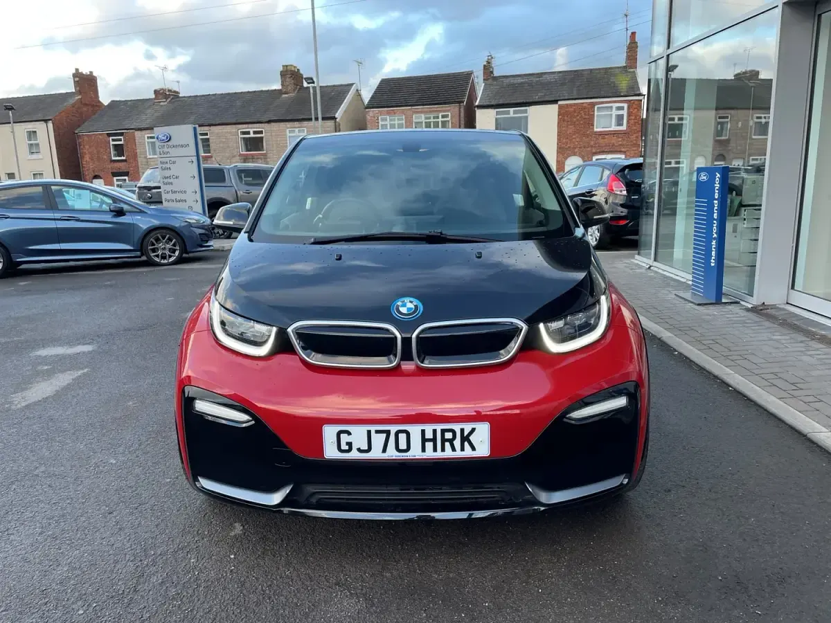 Usado BMW i3 135 kW (184 CV) 2020 Rojo Utilitario