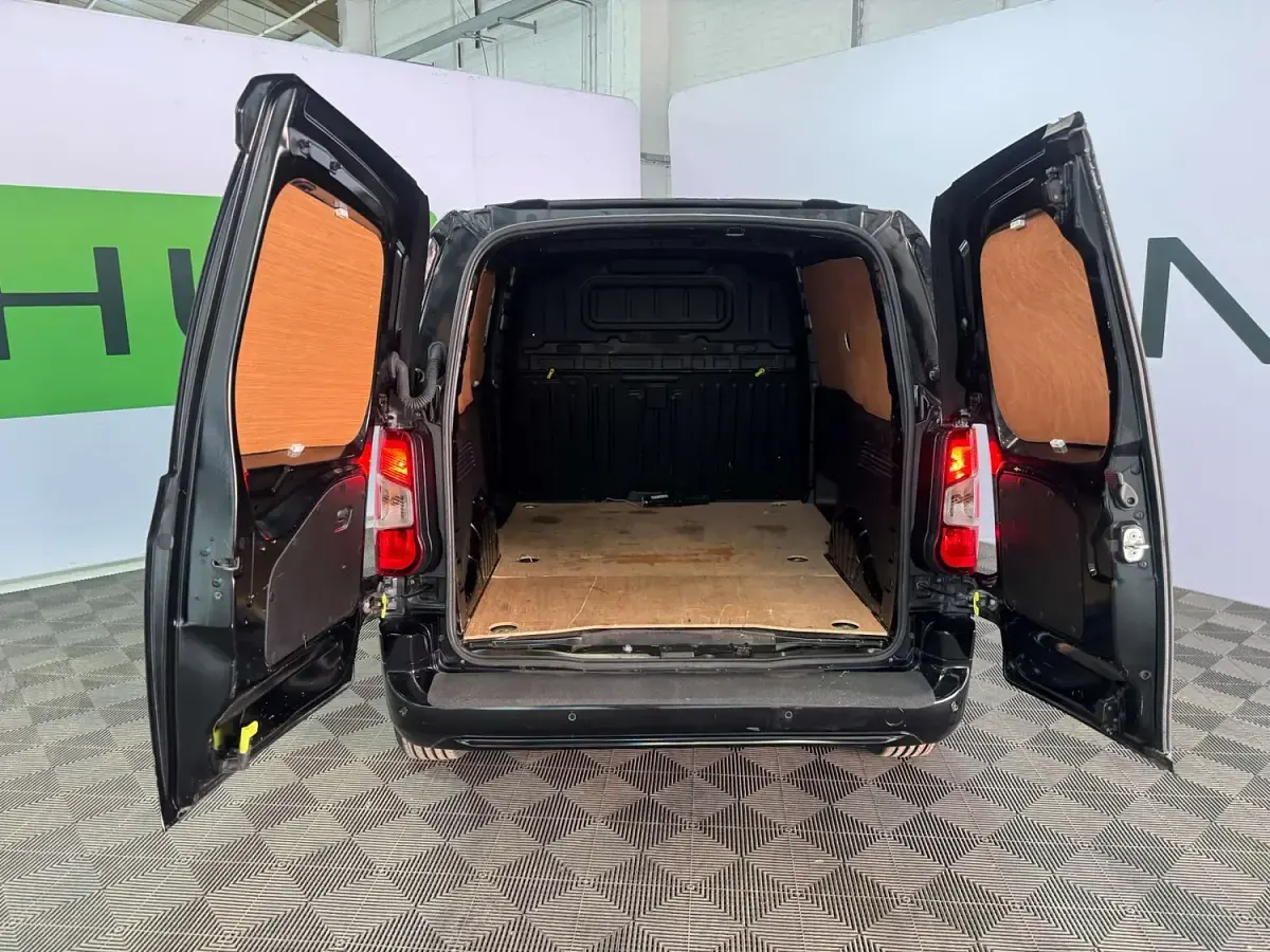 Used Vauxhall Combo S 2023 Black MPV