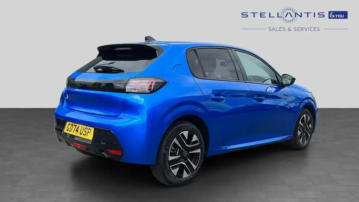 Used Peugeot 208 Allure 99 HP (72 kW) 2025 Blue Hatchback