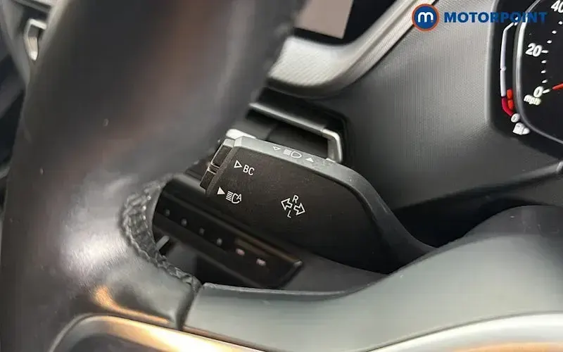 Used BMW 118 M Sport 140 HP (102 kW) 2021 Blue Hatchback