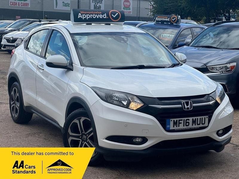 White Used 2016 Honda HR-V SE SUV | £5,975 (Fair price) - Image 1/3