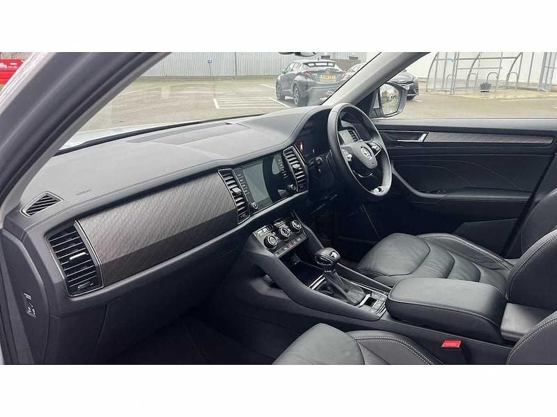 Used Skoda Kodiaq SE L Executive 147 HP (108 kW) 2024 Silver SUV