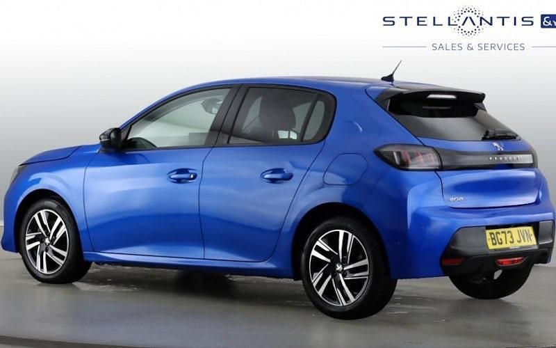Used Peugeot 208 Allure+ 102 HP (75 kW) 2023 Blue Hatchback