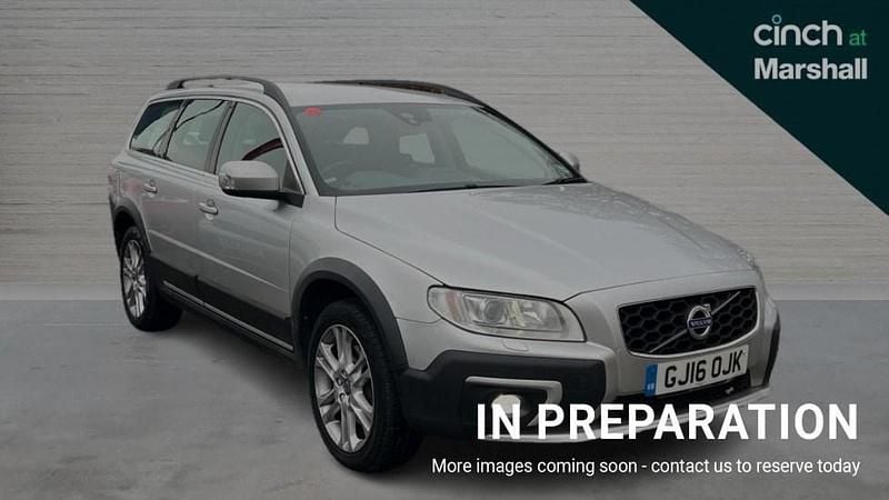 Silver Used 2016 Volvo XC70 SE Lux Estate | £17,924 (Fair price) - Image 1/4