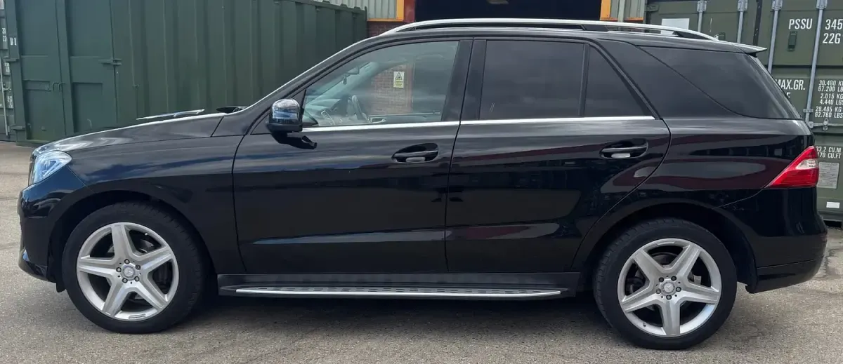 Used Mercedes ML250 AMG line 201 HP (147 kW) 2015 Black SUV