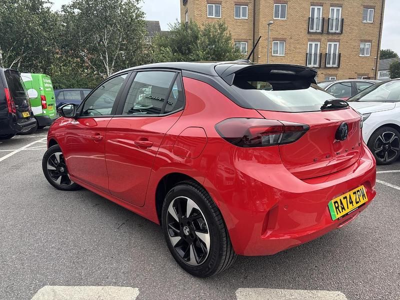 Second-hand Vauxhall Corsa-e 98 kW (134 CP) 2025 Roșu Hatchback