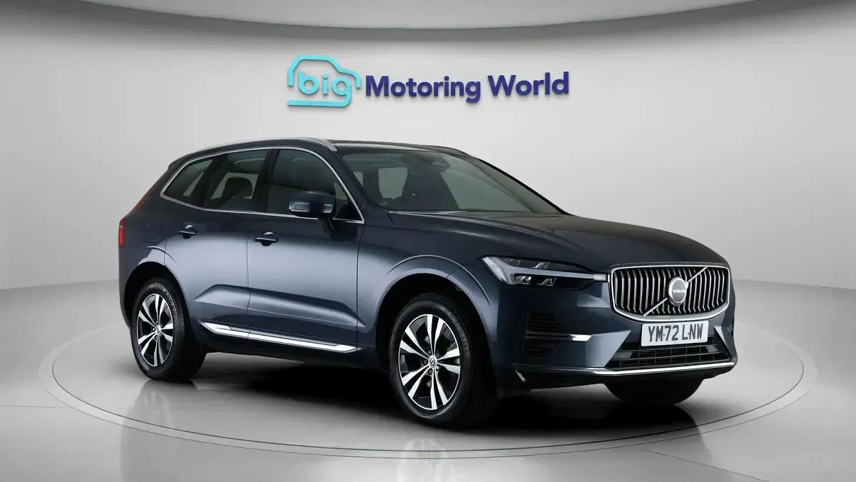 Used Volvo XC60 Core 350 HP (257 kW) 2022 SUV
