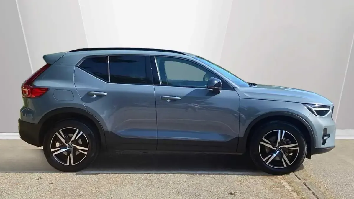 Used Volvo XC40 Plus 163 HP (119 kW) 2023 Grey SUV
