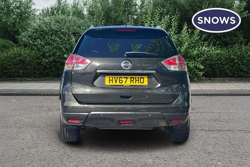 Used Nissan X-Trail S 130 HP (95 kW) 2017 Green SUV