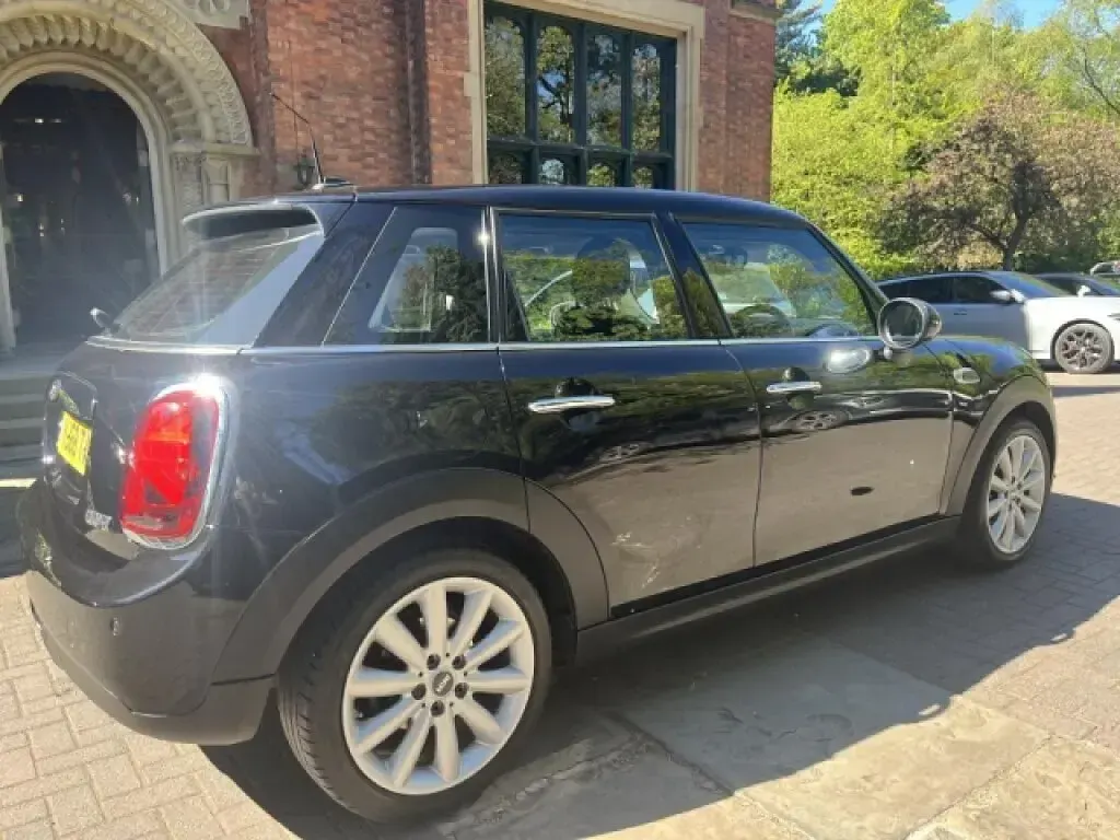 Used Mini Cooper Classic 2018 Black Hatchback