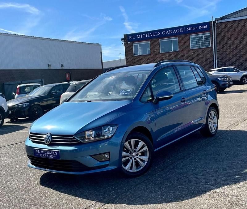 Blue Used 2017 VW Golf Sportsvan SE MPV | £12,495 (Fair price) - Image 1/4