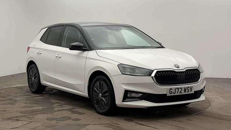 Candy white black magic pearl effect Used 2022 Skoda Fabia Colour Edition Hatchback | £12,495 (Fair price) - Image 1/4