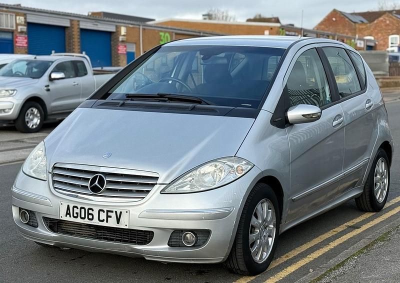 Used Mercedes A180 Elegance 2006 Silver Hatchback