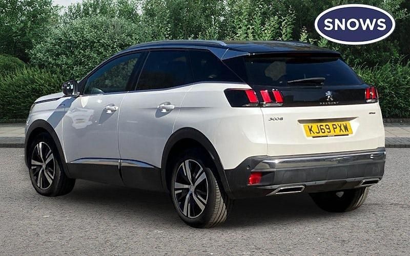 Used Peugeot 3008 GT-line 131 HP (96 kW) 2020 White SUV