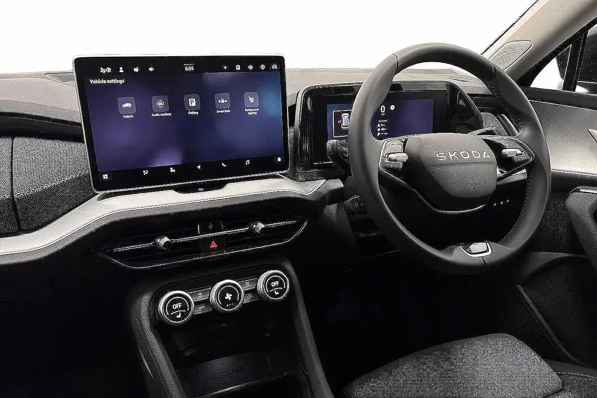 Second-hand Skoda Kodiaq SE 150 CP (110 kW) 2025 Negru SUV