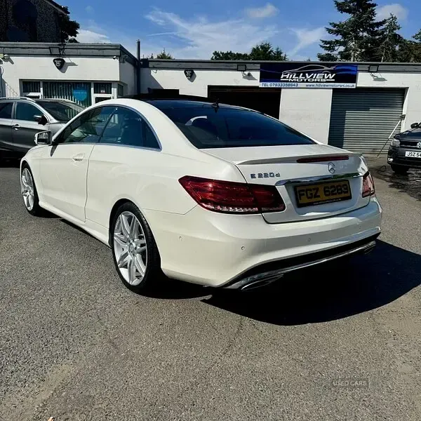 Used Mercedes E220 AMG line 177 HP (130 kW) 2017 White Coupe