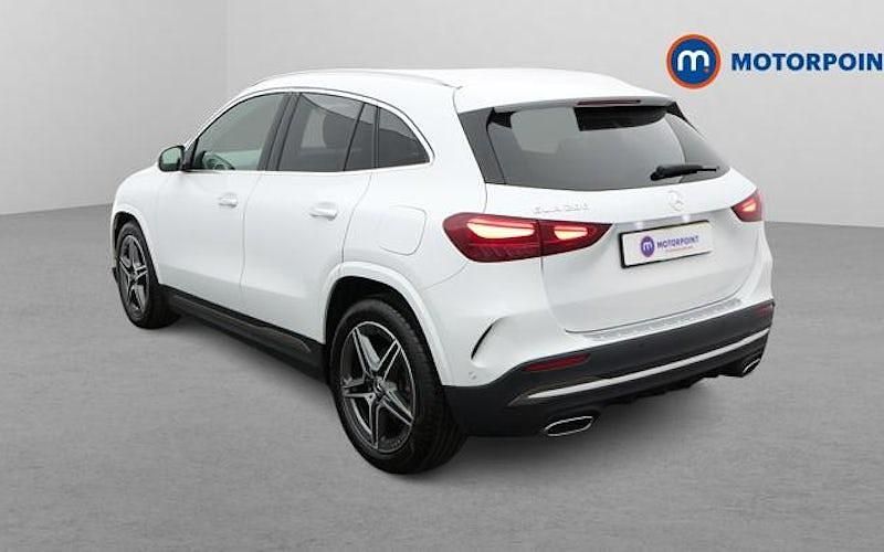 Used Mercedes GLA200 Executive 163 HP (119 kW) 2026 SUV