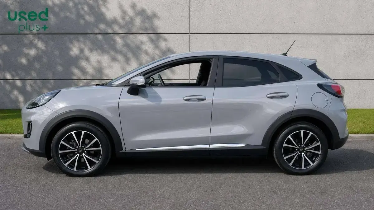 Used Ford Puma Titanium 123 HP (90 kW) 2022 Silver SUV