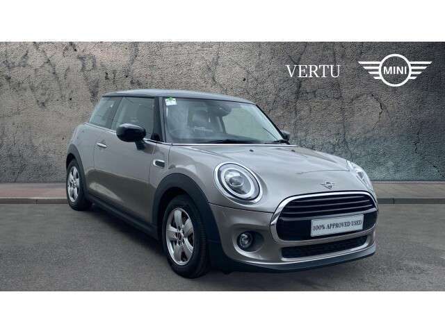 Silver Used 2019 Mini Cooper Classic Hatchback | £14,640 (Good price) - Image 1/4