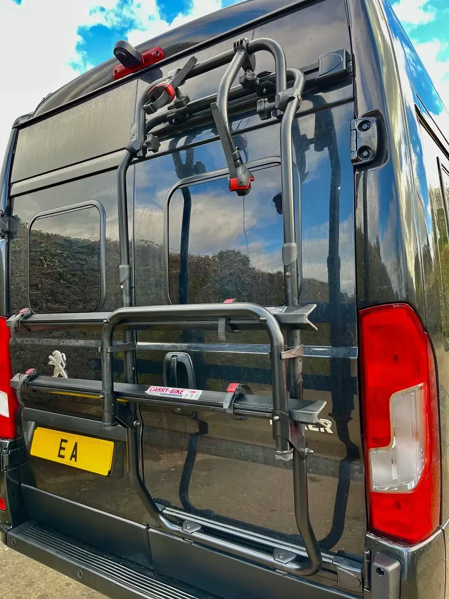 Used Peugeot Boxer 140 HP (102 kW) 2020 Grey Van
