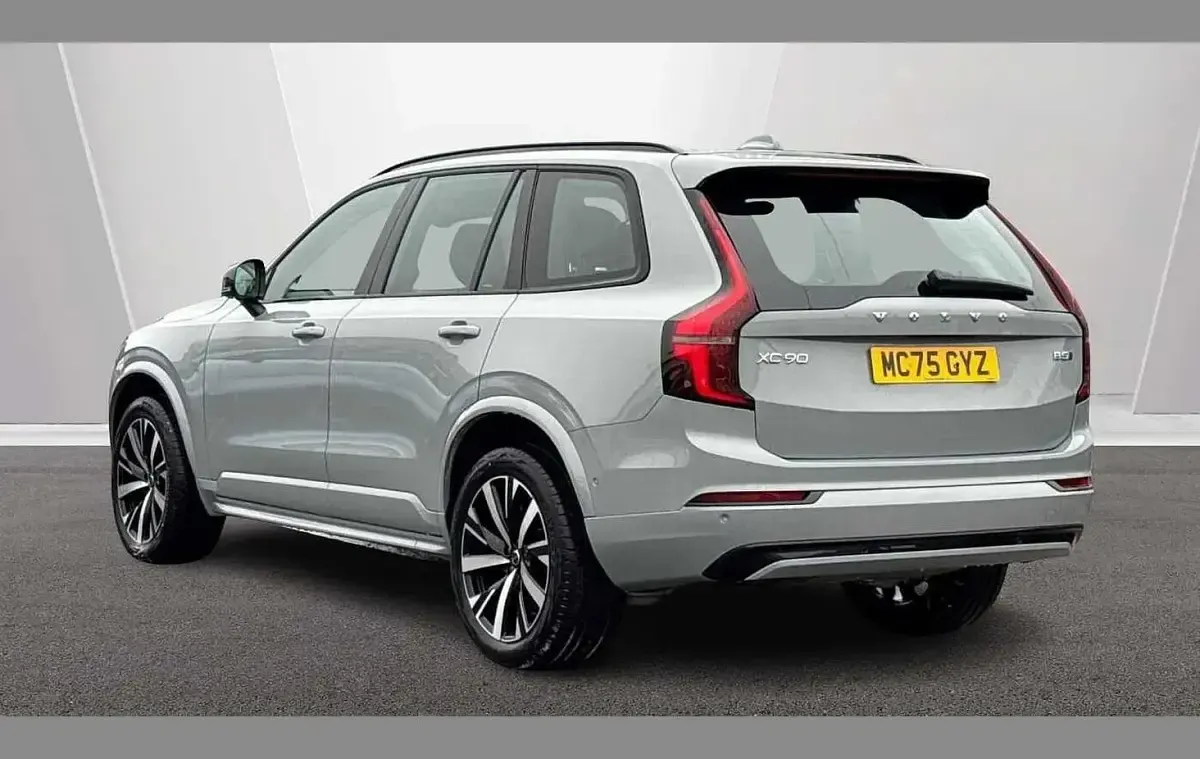 Used Volvo XC90 Plus 247 HP (181 kW) 2025 Grey SUV