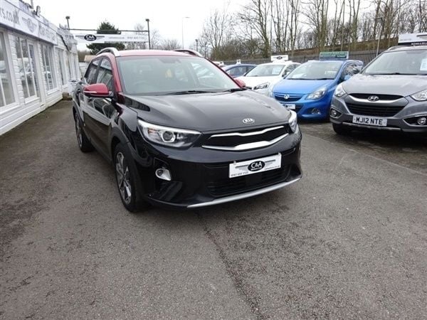 Black Used 2020 Kia Stonic SUV | £12,995 (Good price) - Image 1/1