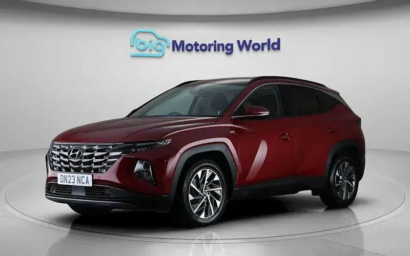 Used Hyundai Tucson Premium 180 HP (132 kW) 2023 Red SUV