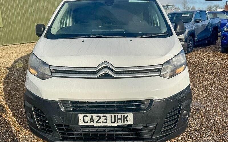 Used Citroën Dispatch 144 HP (105 kW) 2023 White MPV
