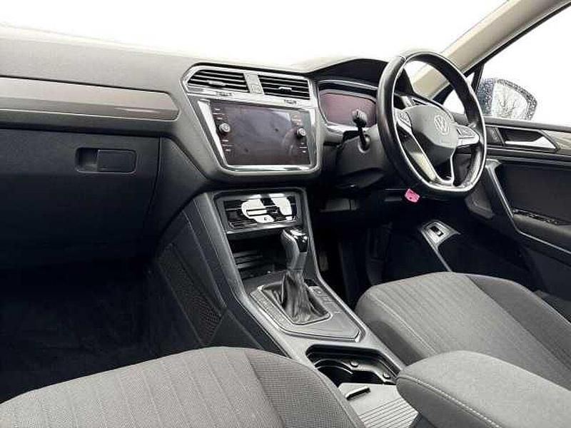 Used VW Tiguan Allspace Life 150 HP (110 kW) 2022 Blue SUV
