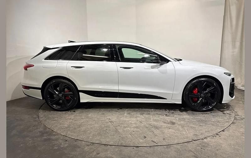 Used Audi e-tron Performance 269 kW (367 HP) 2025 White SUV