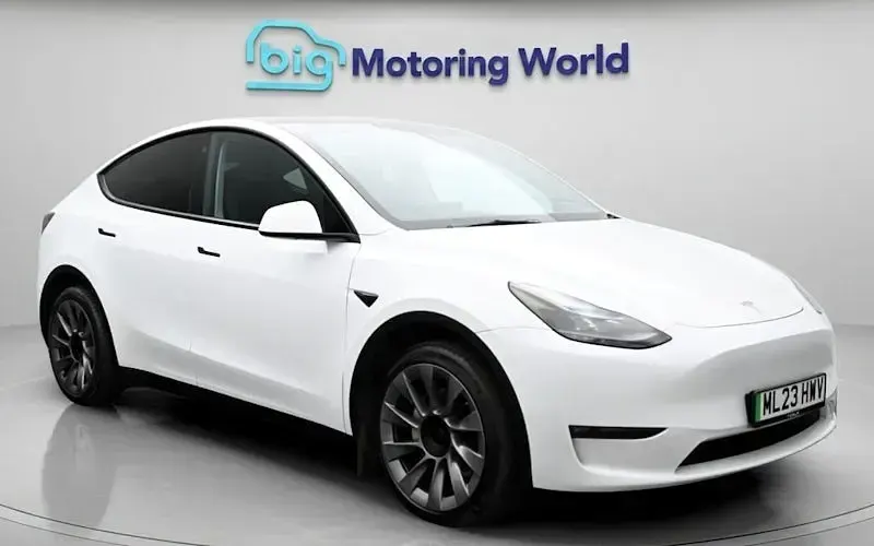Usado Tesla Model Y Long Range AWD 286 kW (389 CV) 2025 SUV