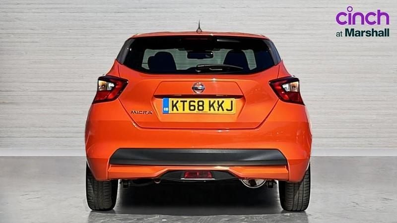 Begagnad Nissan Micra N-Connecta 100 HK (73 kW) 2019 Orange Halvkombi