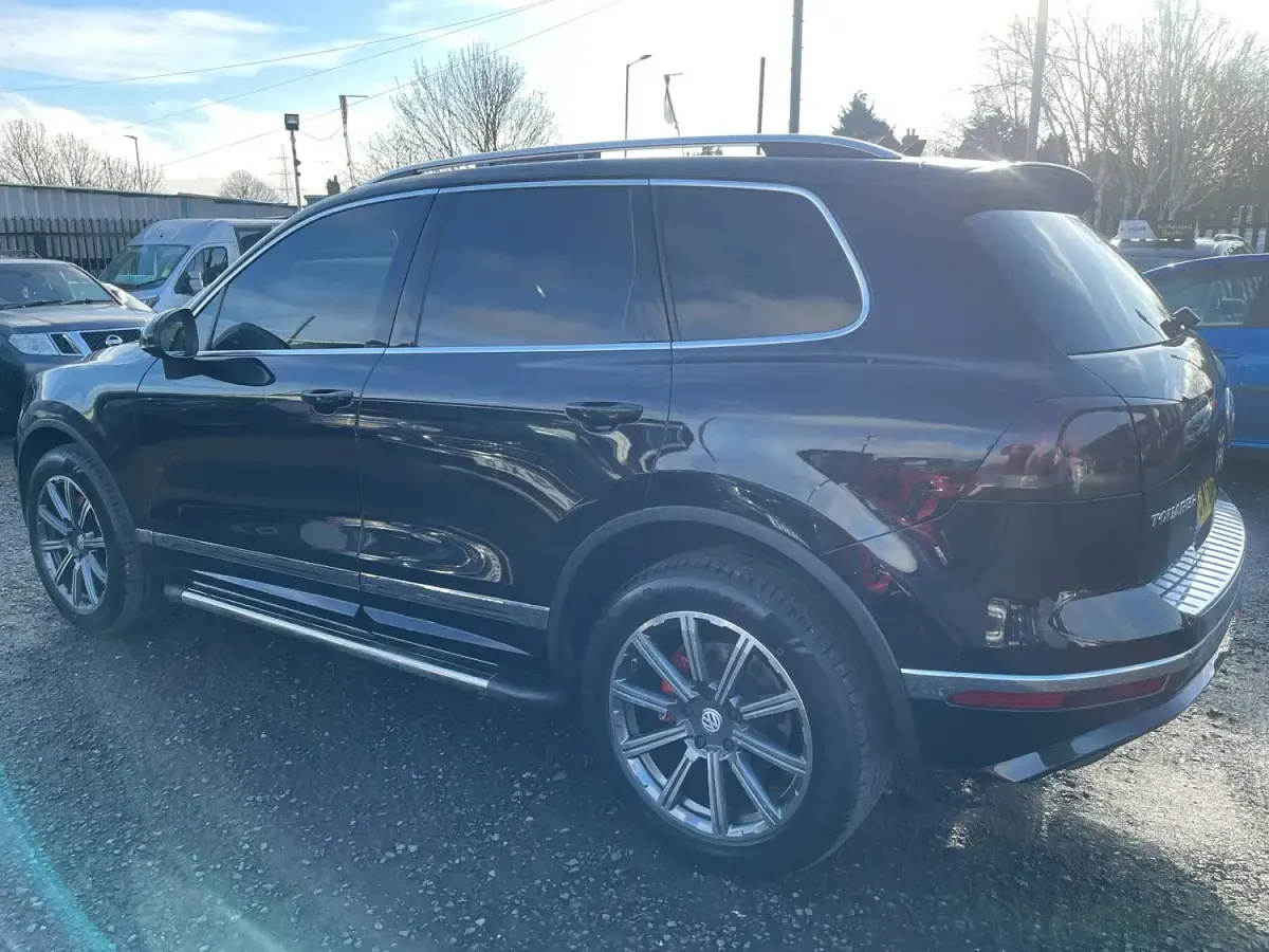 Usado VW Touareg R-line 262 HP (192 kW) 2016 Preto SUV