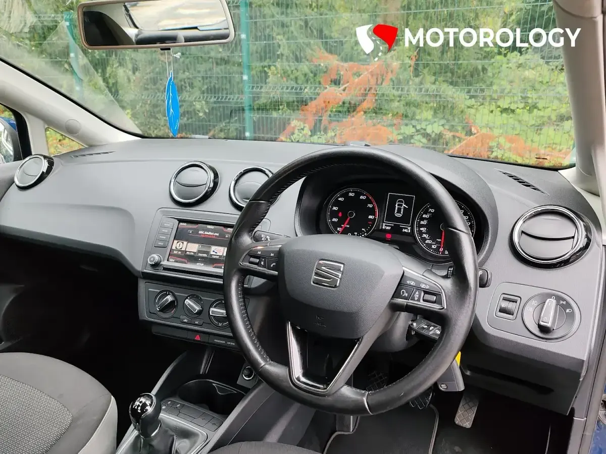 Used Seat Ibiza SE 75 HP (55 kW) 2016 Blue Hatchback