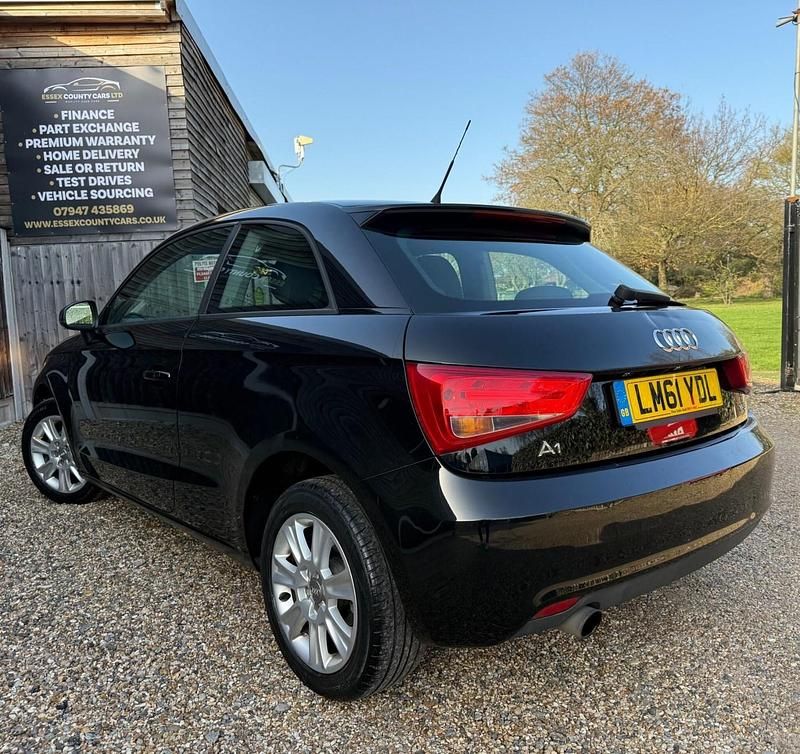 Used Audi A1 Comfort 86 HP (63 kW) 2011 Black Hatchback