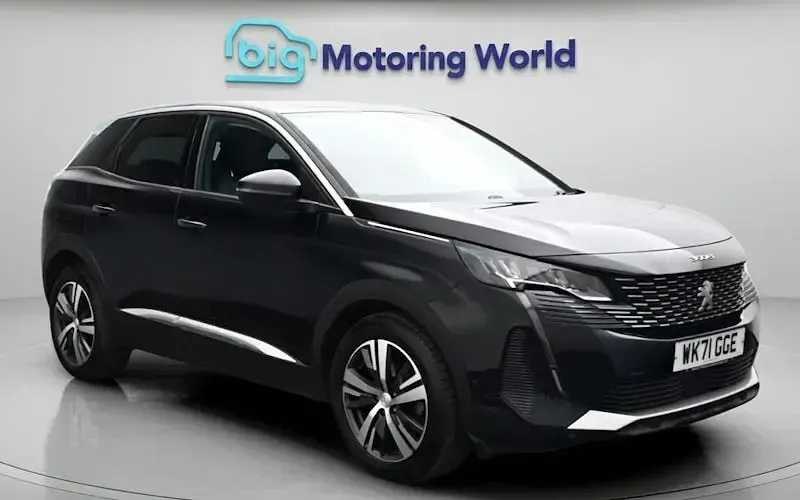 Used Peugeot 3008 Allure 131 HP (96 kW) 2023 SUV