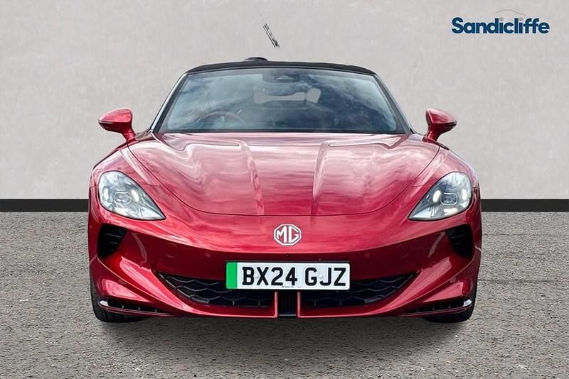 Used MG Cyberster 375 kW (510 HP) 2024 Tri coat  dynamic red Cabriolet