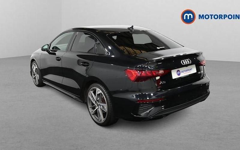 Begagnad Audi A3 150 HK (110 kW) 2023 Svart Sedan