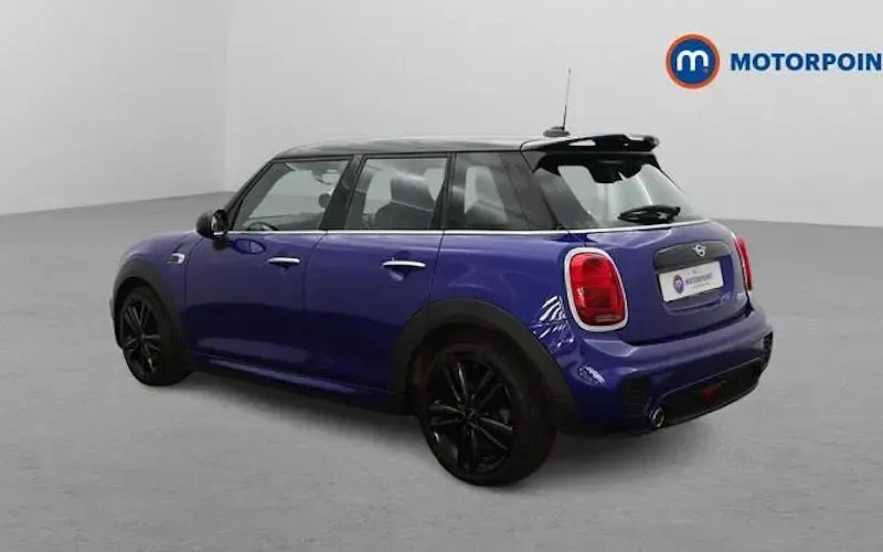 Used Mini Cooper Hatch 136 HP (100 kW) 2019 Blue Hatchback