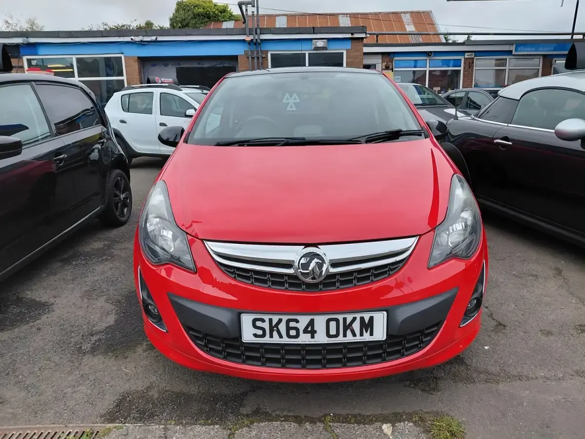 Second-hand Vauxhall Corsa Edition 2014 Roșu Hatchback