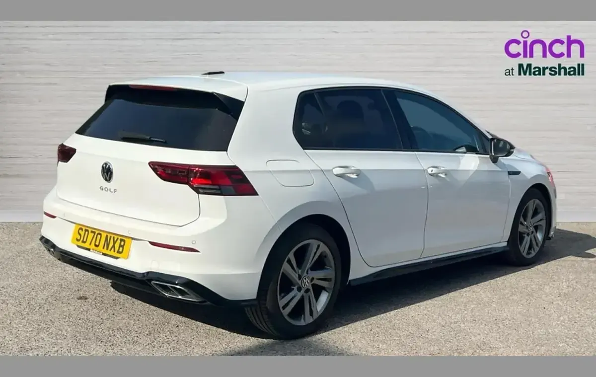 Used VW Golf VIII R-line 128 HP (94 kW) 2020 White Hatchback