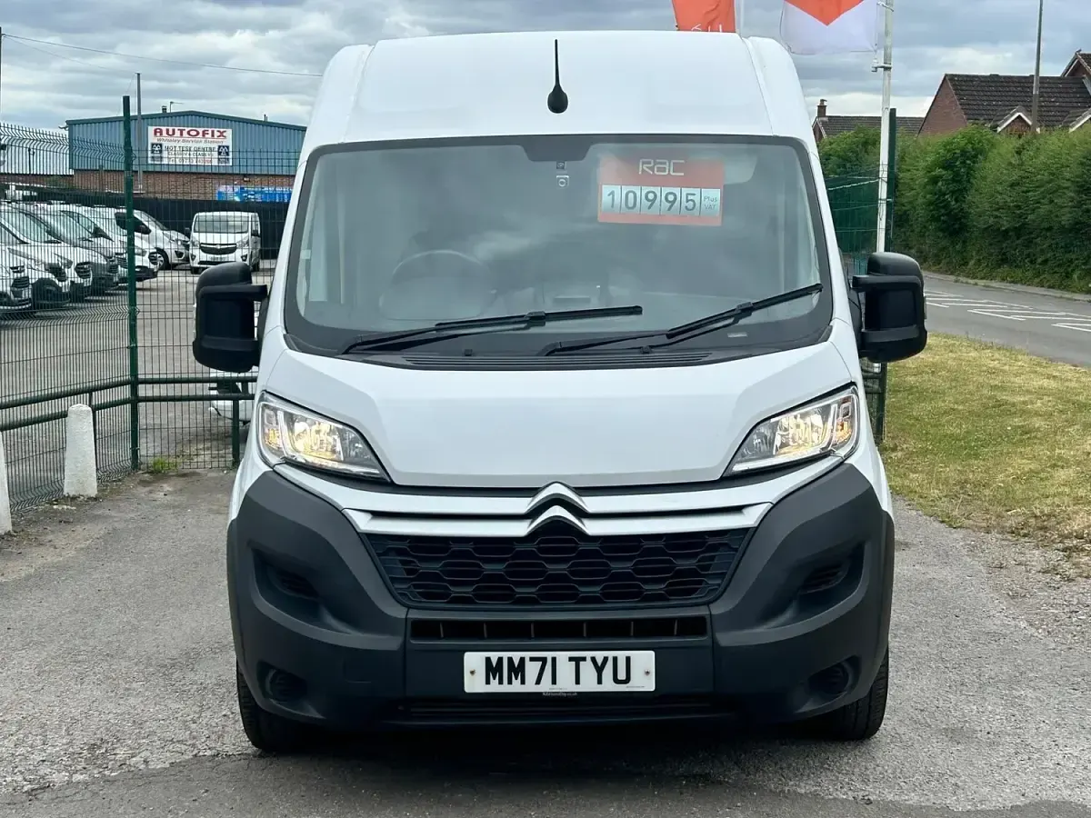Used Citroën Relay 140 HP (102 kW) 2021 White Van