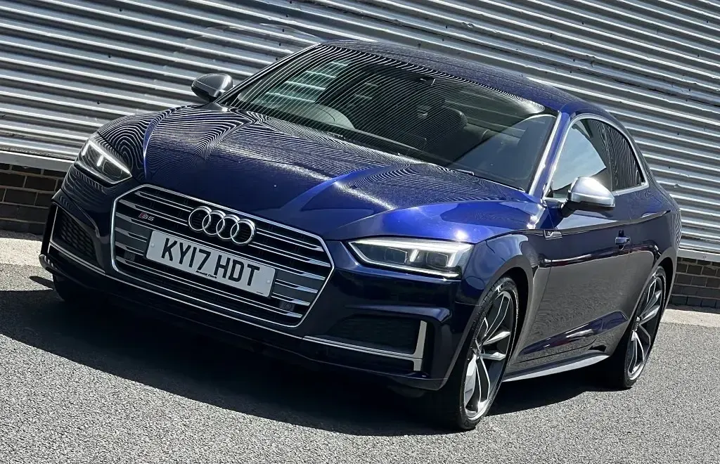 Used Audi S5 Sport 354 HP (260 kW) 2017 Blue Coupe