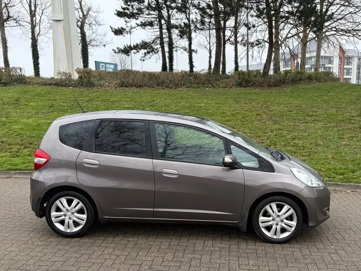 Used Honda Jazz EX 99 HP (72 kW) 2012 Brown Hatchback