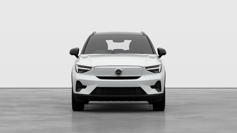 New Volvo EX40 Plus 175 kW (238 HP) 2026 Crystal white SUV