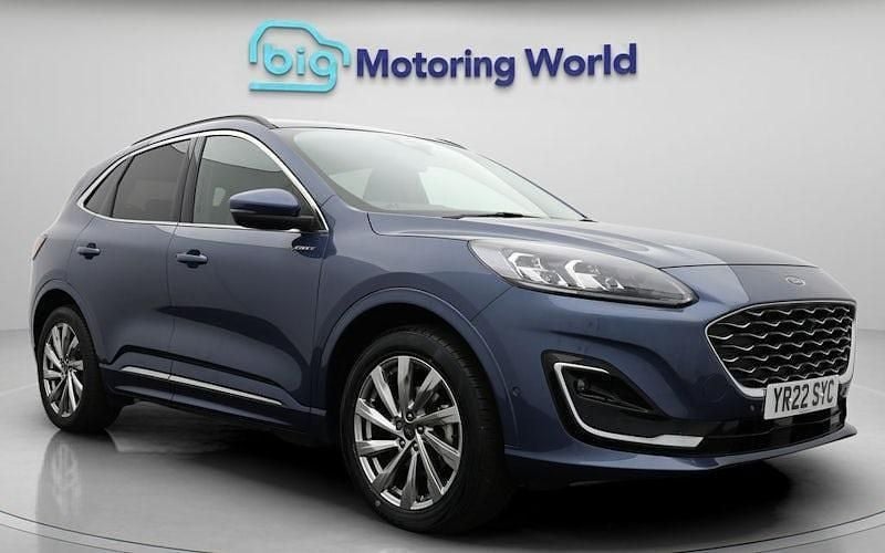 Used 2023 Ford Kuga Vignale SUV | £21,900 (Good price) - Image 1/4