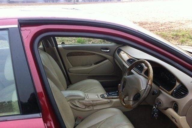 Used Jaguar S-Type S 240 HP (176 kW) 1999 Sedan